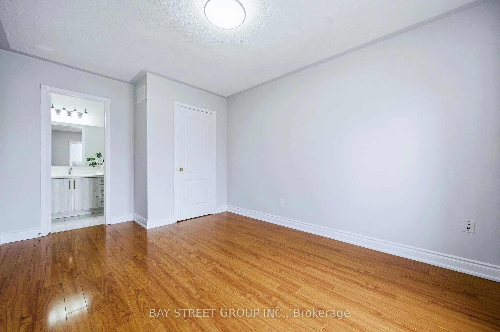 Photo 29 of 48 Heartleaf Crescent, Brampton, Fletcher's Meadow — HOMEH
