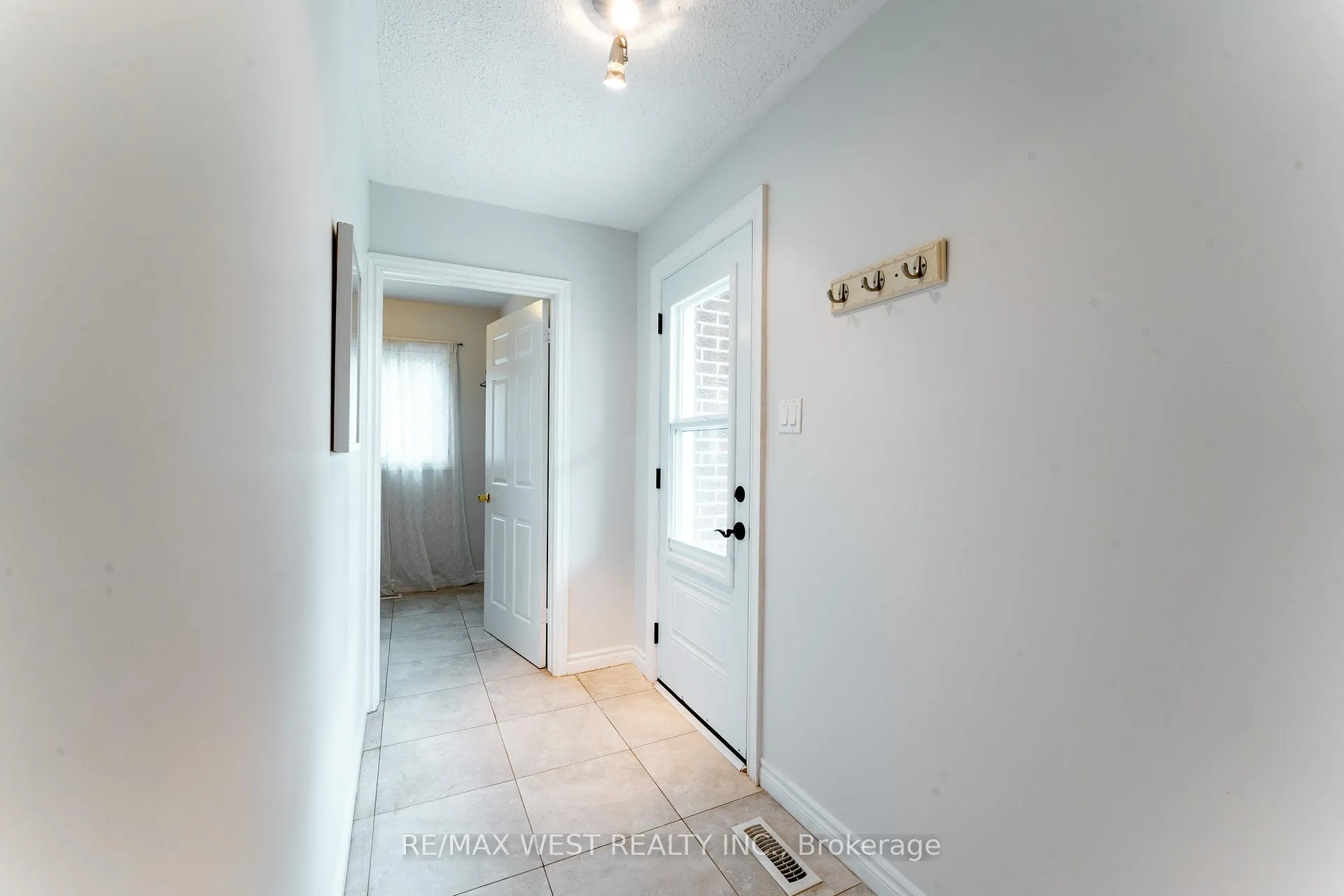 Photo 25 of 3 Field Crest Road, Caledon, Inglewood — HOMEH