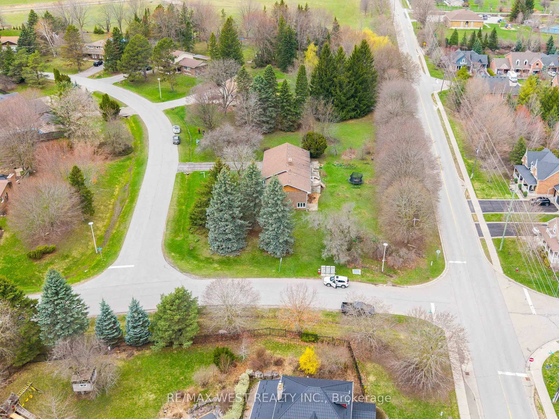 Photo 42 of 3 Field Crest Road, Caledon, Inglewood — HOMEH
