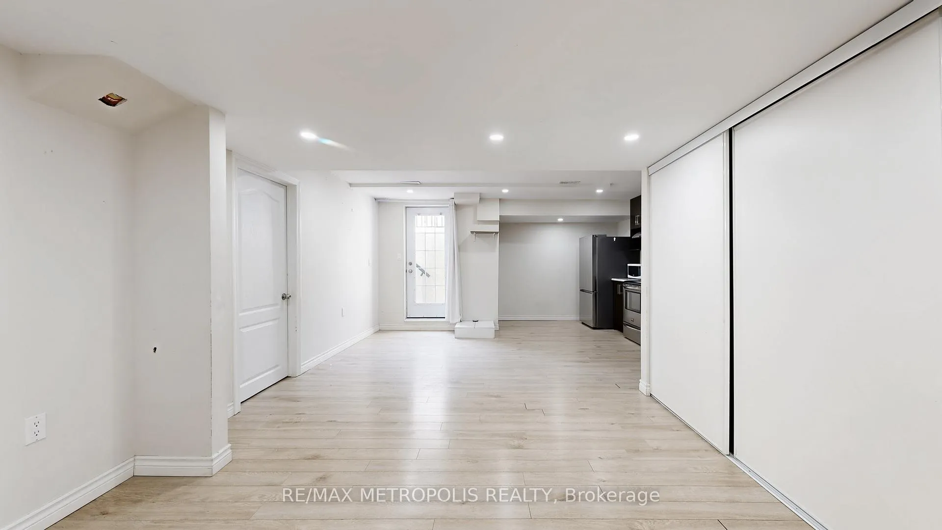 Photo 5 of Unit BSMT, 59 Haskett Drive, Markham, Cedar Grove — HOMEH
