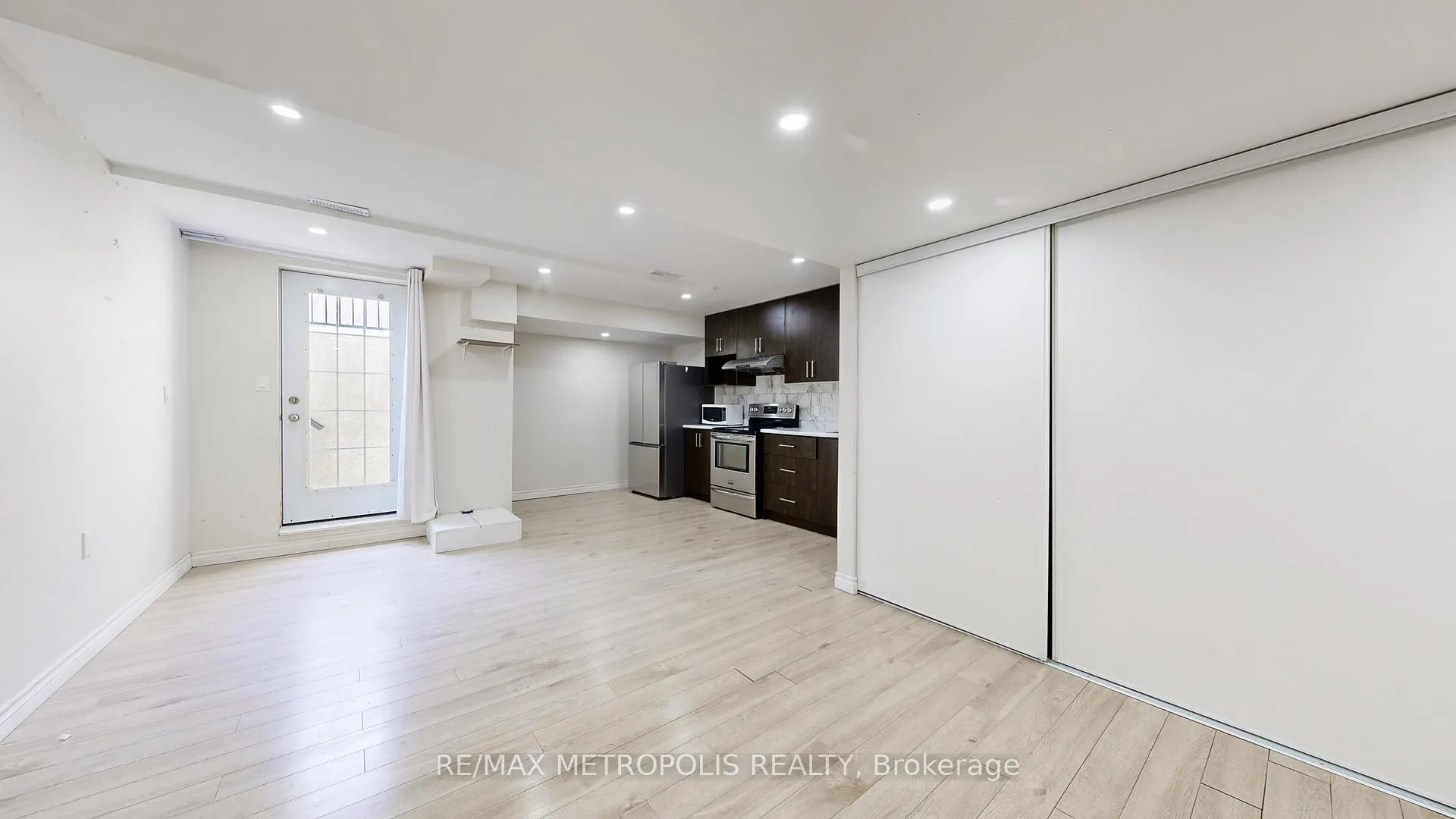 Photo 6 of Unit BSMT, 59 Haskett Drive, Markham, Cedar Grove — HOMEH
