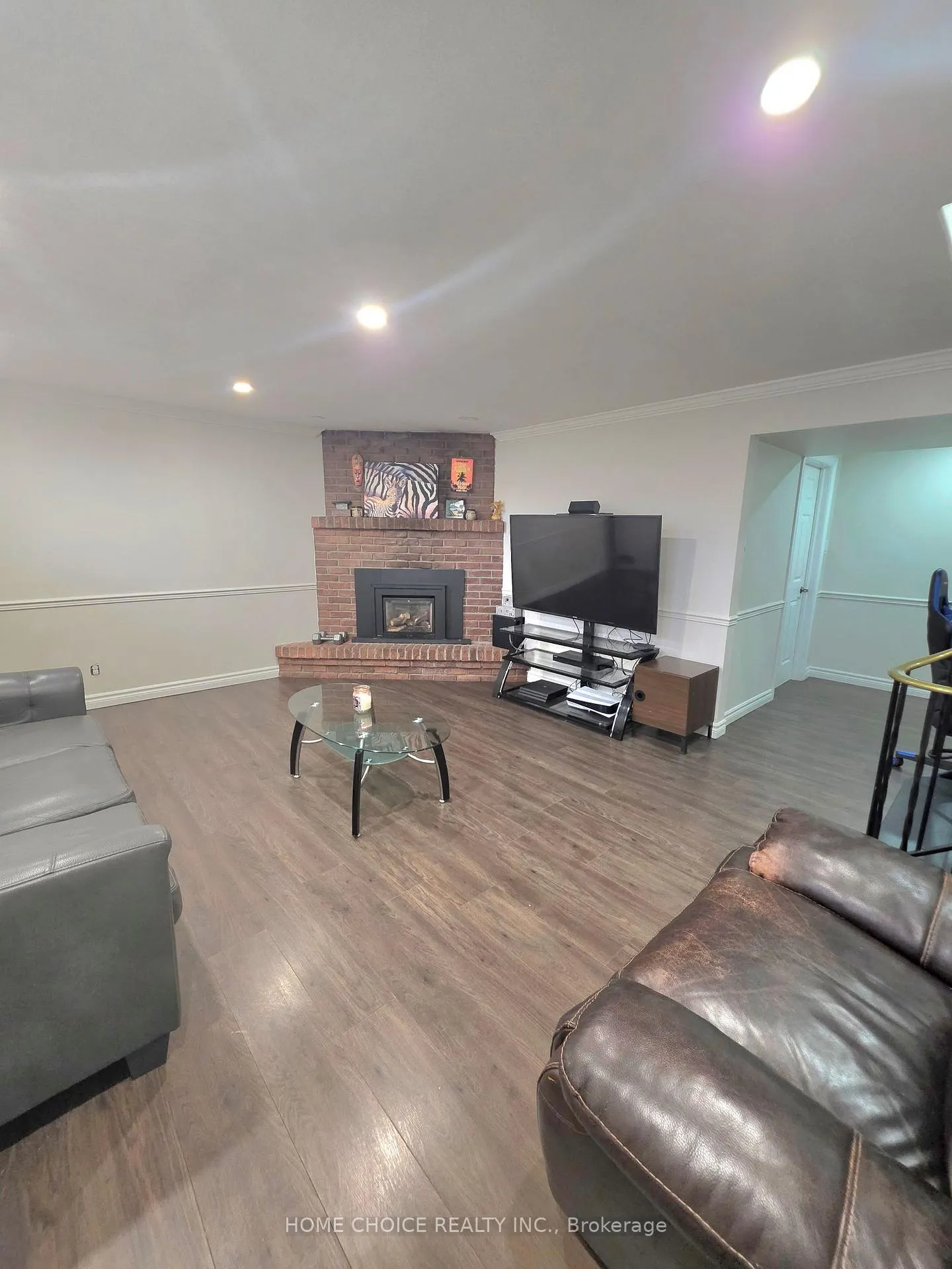 Photo 27 of 130 Champlain Crescent, Kitchener, Heritage Park - Kitchener — HOMEH