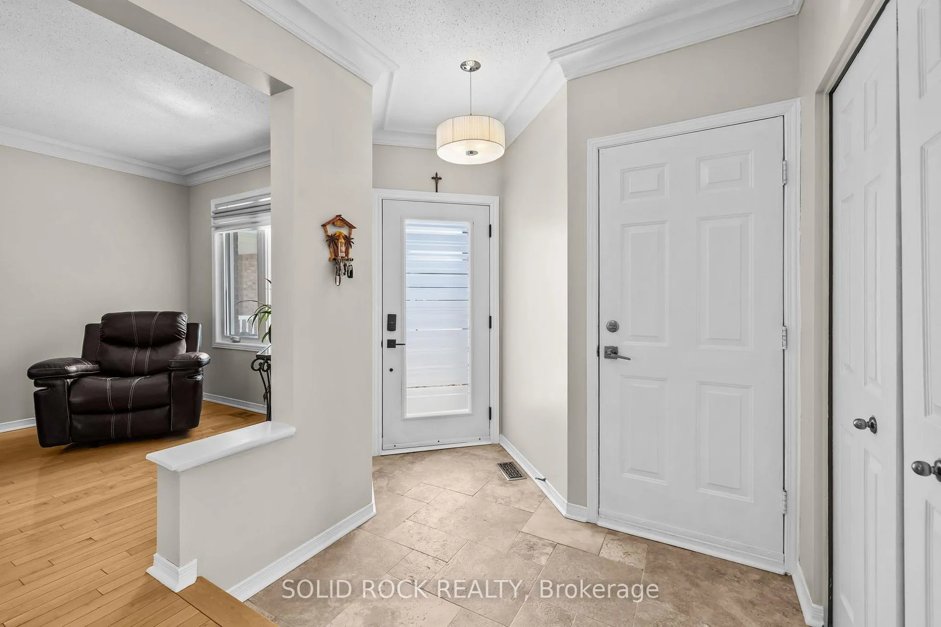 Photo 5 of 17 Shandon Avenue, Ottawa, Barrhaven - Longfields — HOMEH