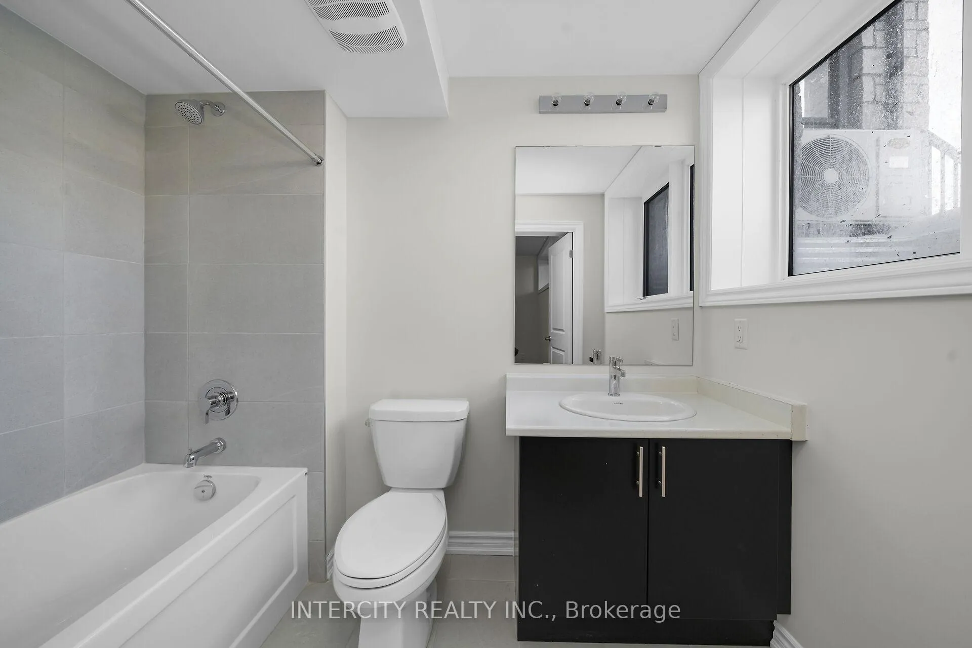 Photo 16 of Unit 16F, 505 Tim Manley Avenue, Caledon, Rural Caledon — HOMEH