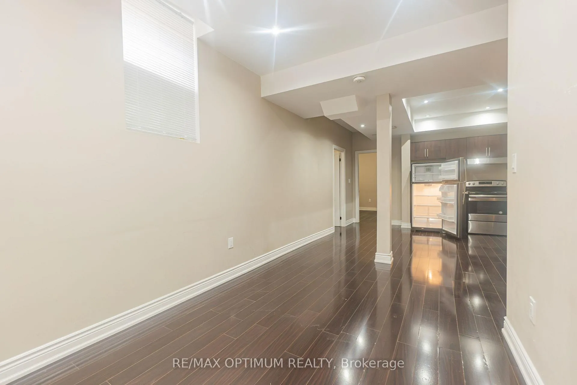 Photo 4 of Unit Basement, 3 Lampman Crescent, Brampton, Credit Valley — HOMEH