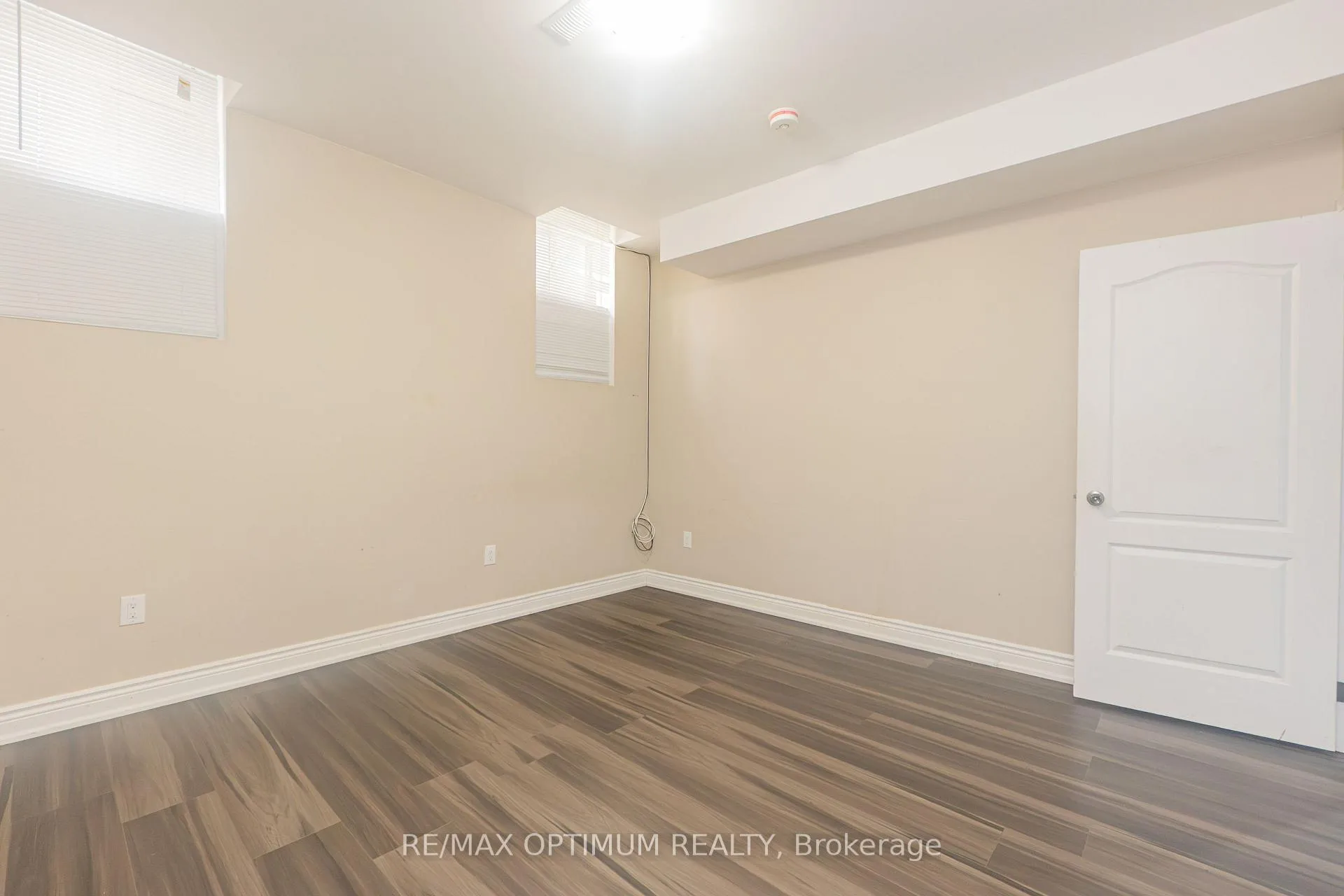 Photo 10 of Unit Basement, 3 Lampman Crescent, Brampton, Credit Valley — HOMEH