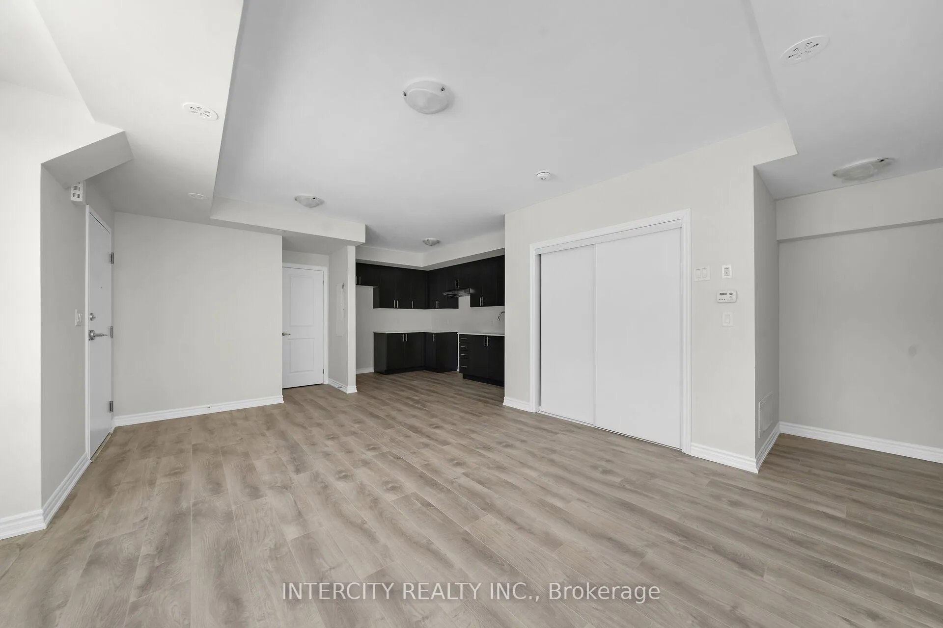 Photo 6 of Unit 37F, 13 Vibrant Way, Caledon, Rural Caledon — HOMEH