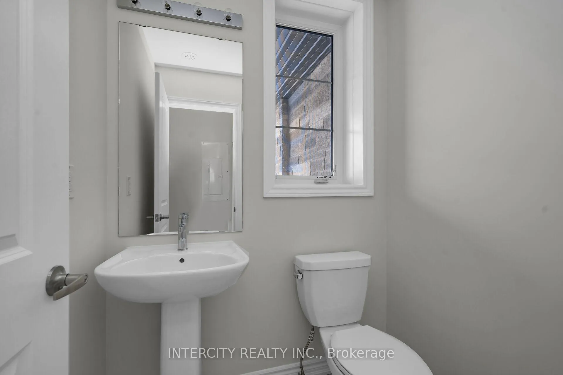 Photo 8 of Unit 10z, 555 Tim Manley Avenue, Caledon, Rural Caledon — HOMEH