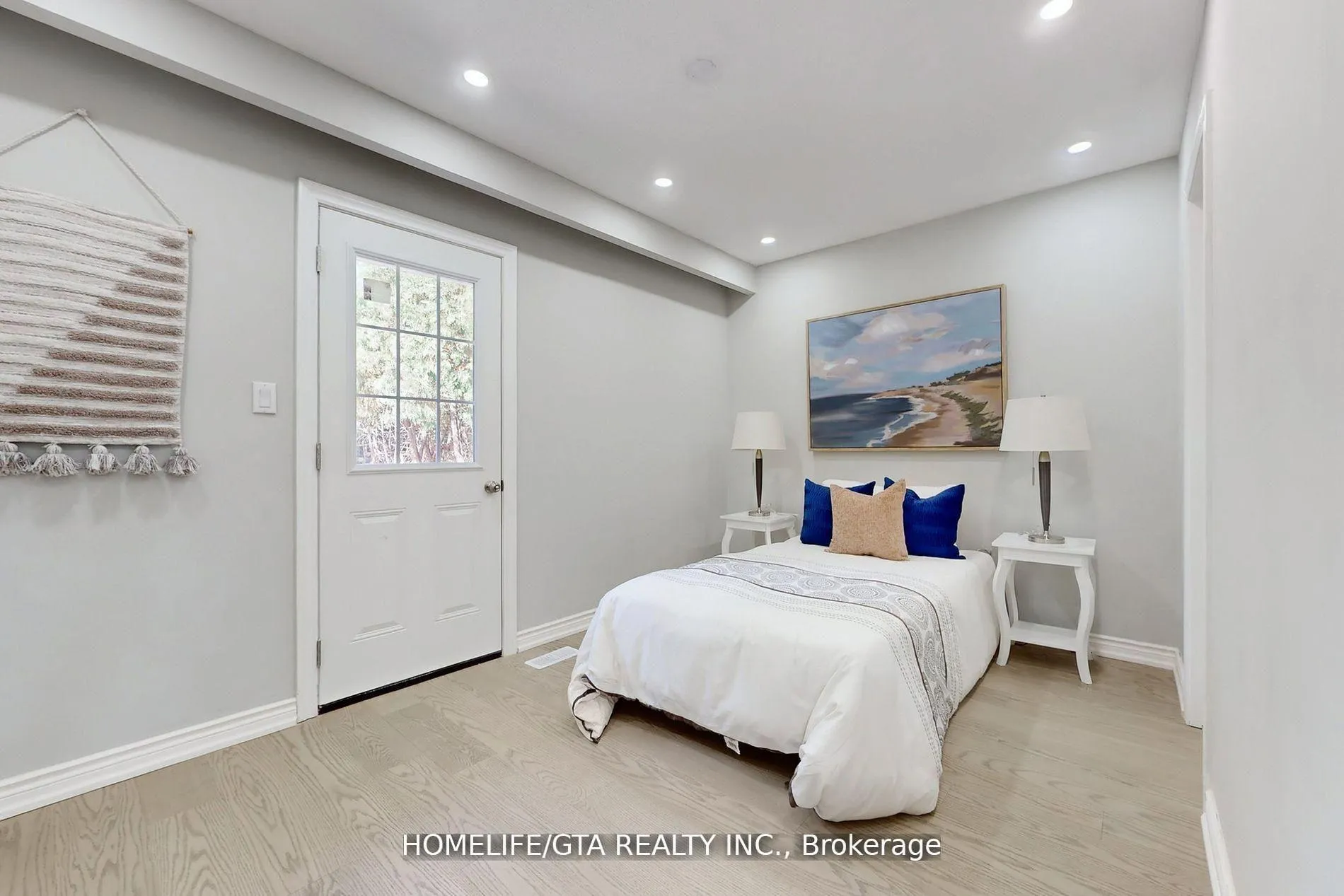 Photo 15 of 16 Woolwick Drive, Scarborough, Woburn — HOMEH