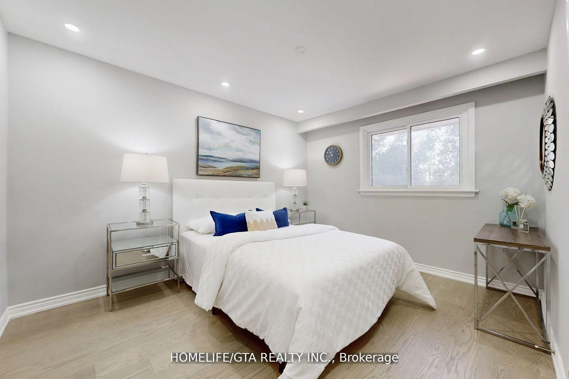 Photo 22 of 16 Woolwick Drive, Scarborough, Woburn — HOMEH