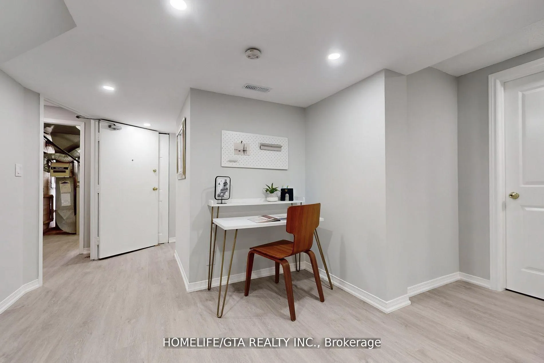 Photo 37 of 16 Woolwick Drive, Scarborough, Woburn — HOMEH