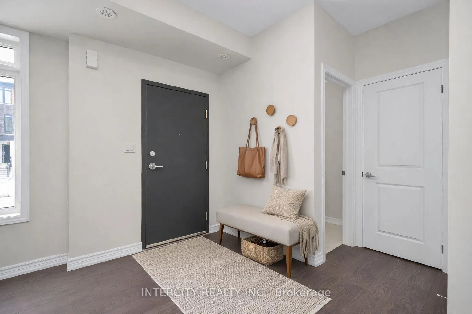 Photo 4 of Unit 55Z, 168 Petch Avenue, Caledon, Rural Caledon — HOMEH
