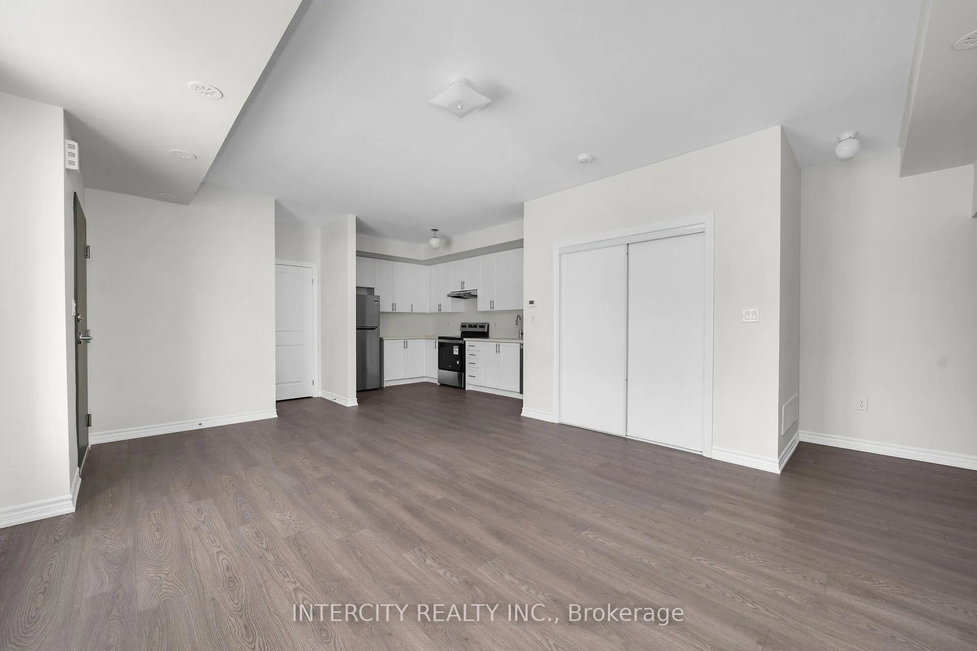 Photo 9 of Unit 55Z, 168 Petch Avenue, Caledon, Rural Caledon — HOMEH
