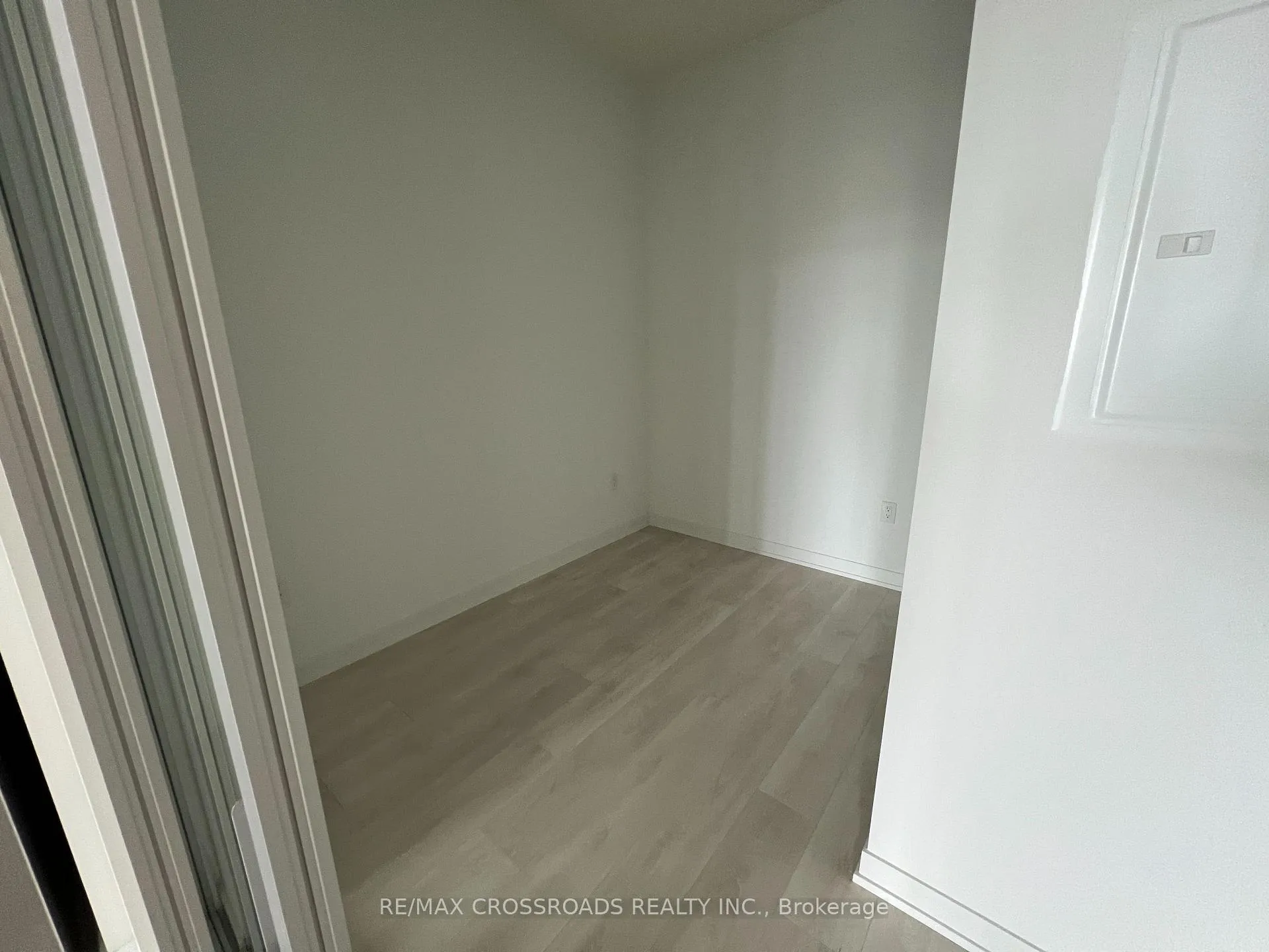 Photo 6 of Unit 322, 4878 Powers Common, Burlington, Appleby — HOMEH