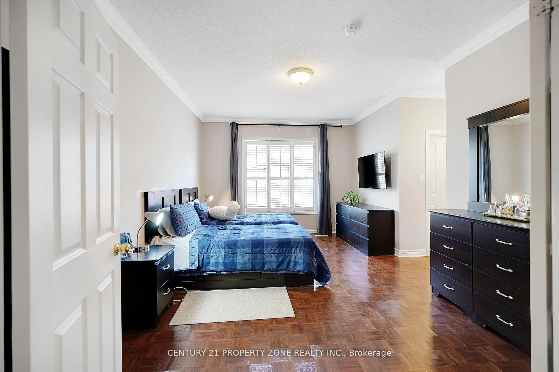 Photo 13 of 38 Castlegate Boulevard, Brampton, Bram East — HOMEH