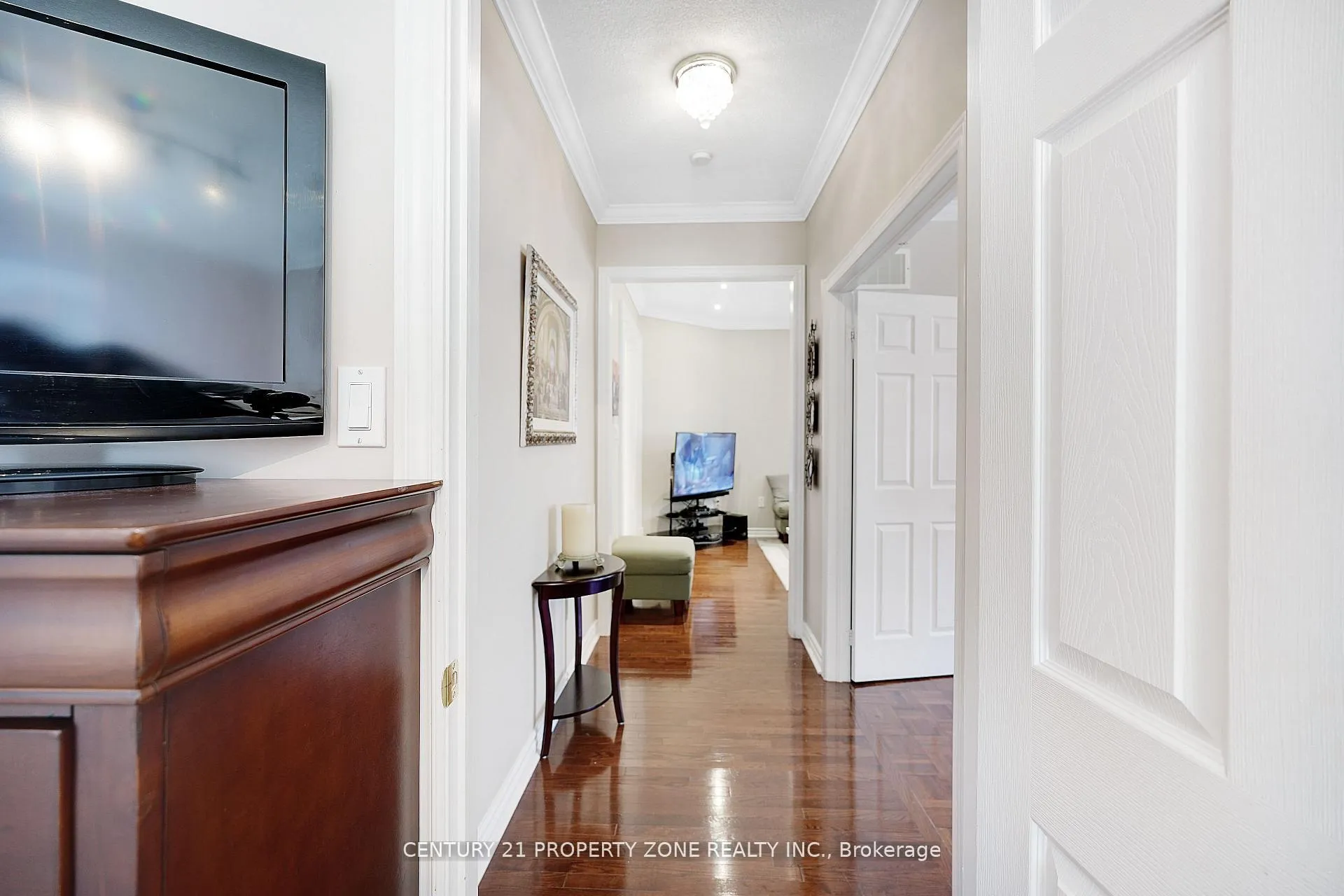Photo 17 of 38 Castlegate Boulevard, Brampton, Bram East — HOMEH