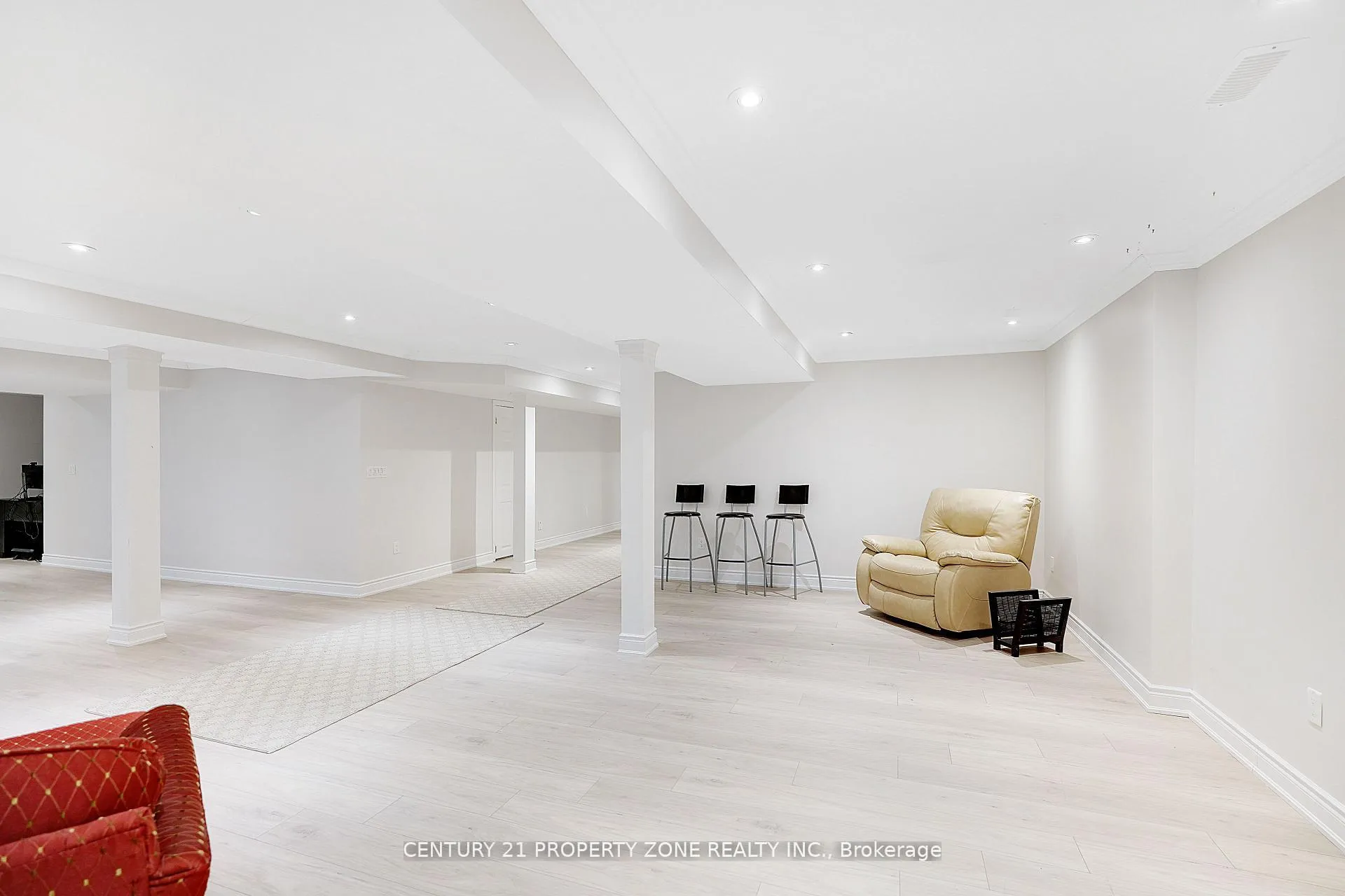Photo 24 of 38 Castlegate Boulevard, Brampton, Bram East — HOMEH