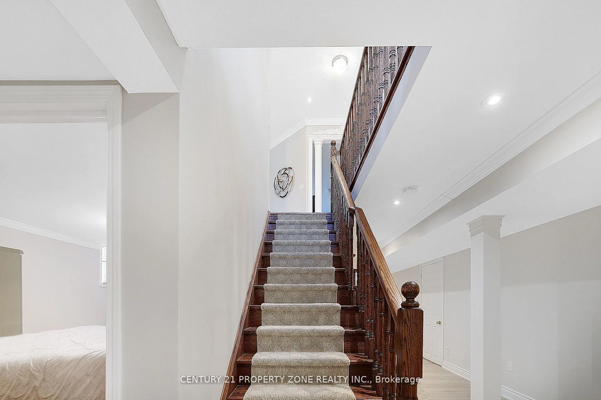Photo 27 of 38 Castlegate Boulevard, Brampton, Bram East — HOMEH