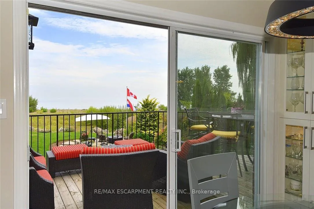 Photo 11 of Unit 5, 97 Sunvale Place, Hamilton, Lakeshore — HOMEH