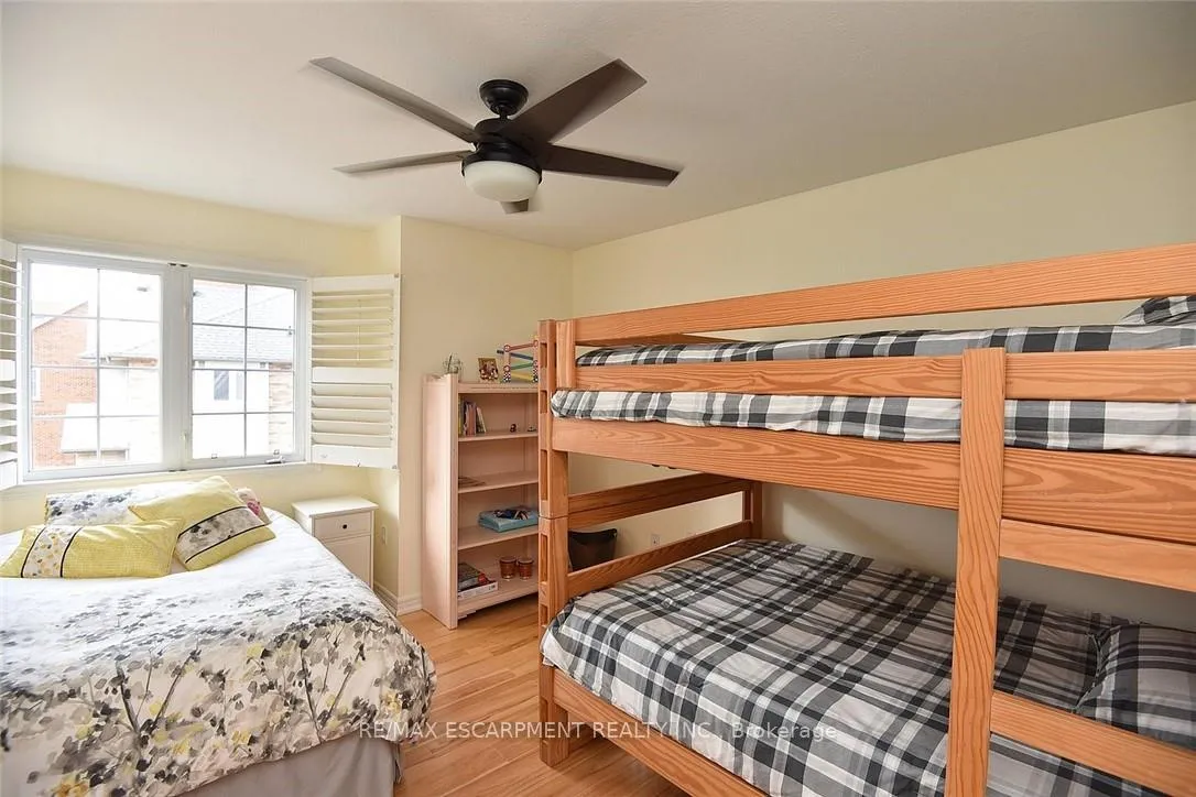Photo 21 of Unit 5, 97 Sunvale Place, Hamilton, Lakeshore — HOMEH