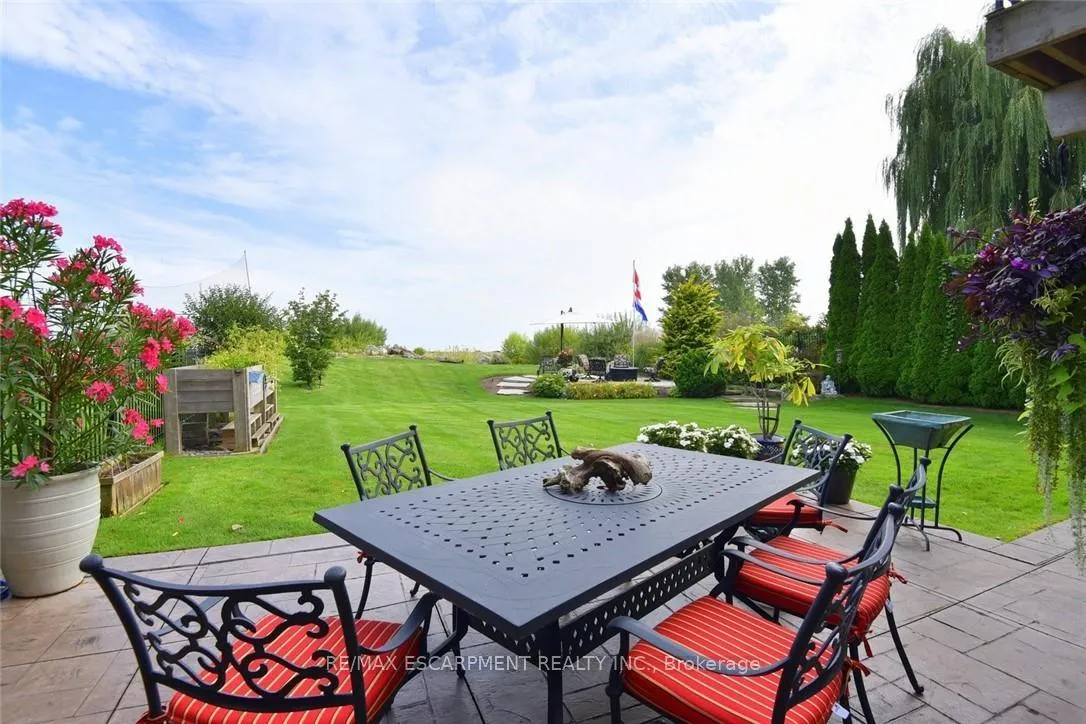Photo 28 of Unit 5, 97 Sunvale Place, Hamilton, Lakeshore — HOMEH
