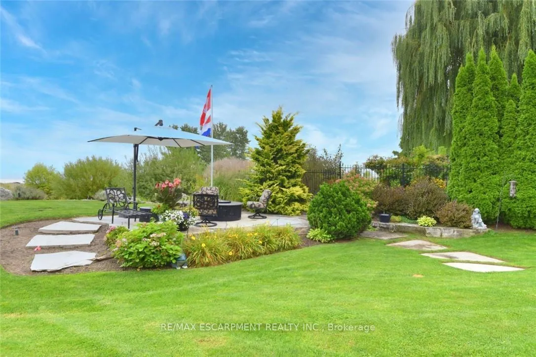 Photo 31 of Unit 5, 97 Sunvale Place, Hamilton, Lakeshore — HOMEH