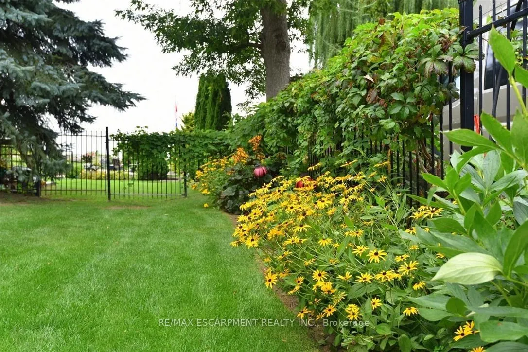 Photo 32 of Unit 5, 97 Sunvale Place, Hamilton, Lakeshore — HOMEH