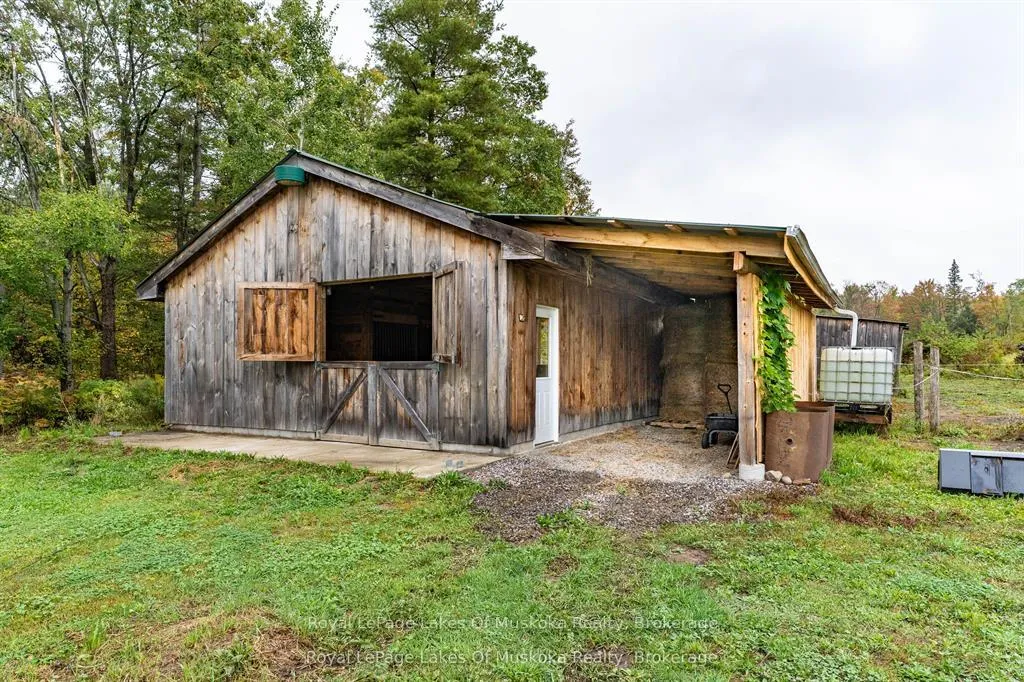 Photo 4 of 1741 Doe Lake Road, Gravenhurst, Muskoka (S) — HOMEH