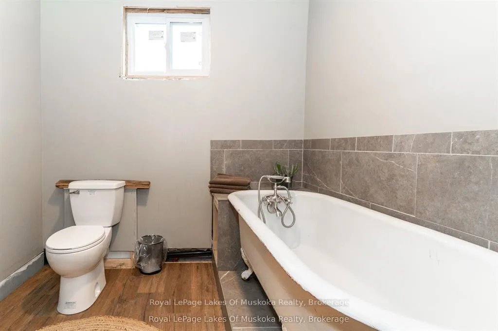 Photo 21 of 1741 Doe Lake Road, Gravenhurst, Muskoka (S) — HOMEH