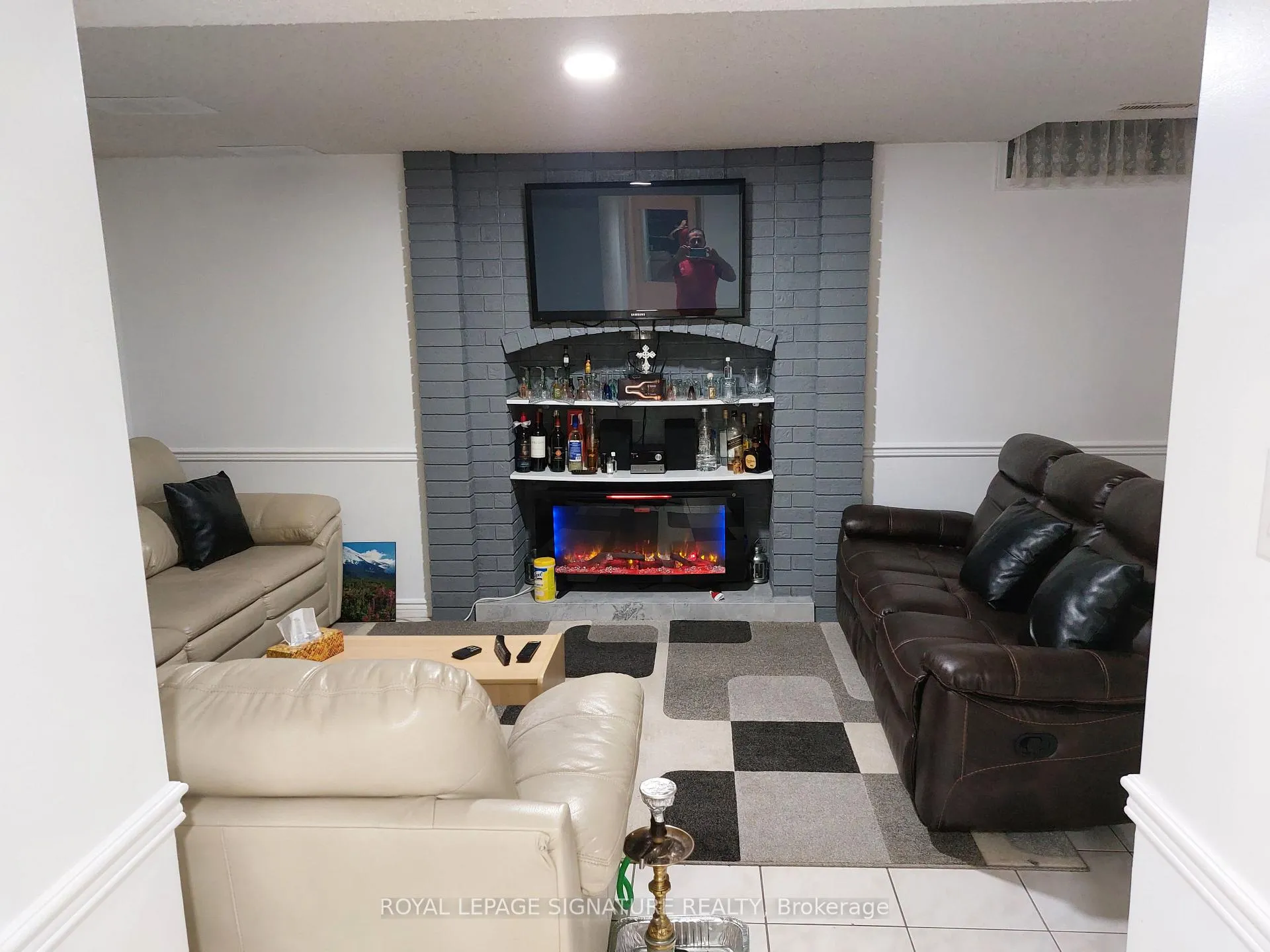 Photo 2 of 6 Sunforest Drive, Brampton, Heart Lake West — HOMEH