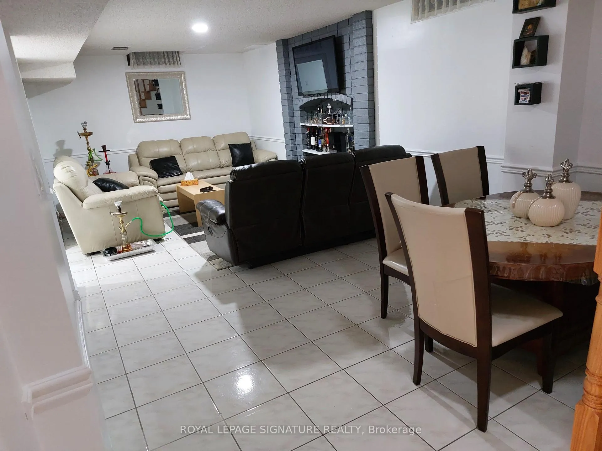 Photo 3 of 6 Sunforest Drive, Brampton, Heart Lake West — HOMEH