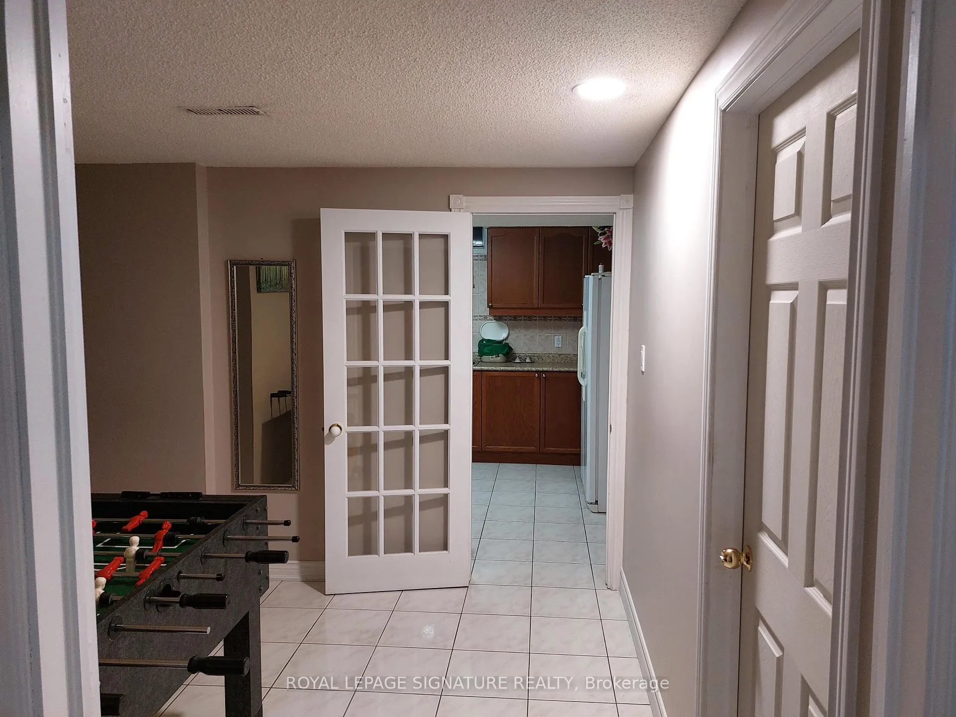 Photo 4 of 6 Sunforest Drive, Brampton, Heart Lake West — HOMEH
