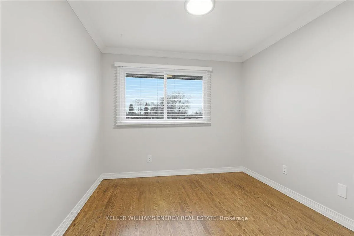 Photo 11 of 317 Central Park Boulevard N, Oshawa, O'Neill — HOMEH