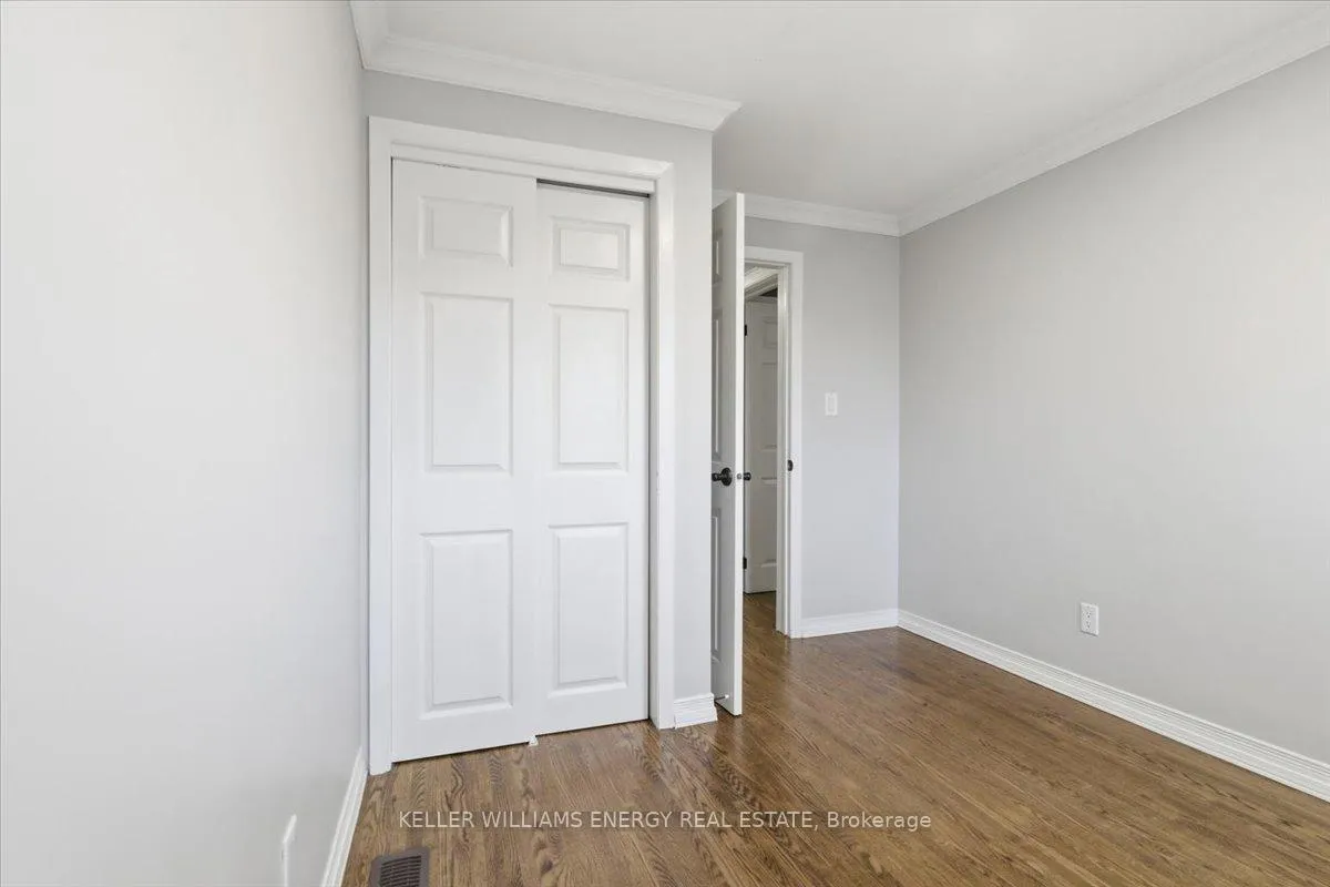Photo 12 of 317 Central Park Boulevard N, Oshawa, O'Neill — HOMEH