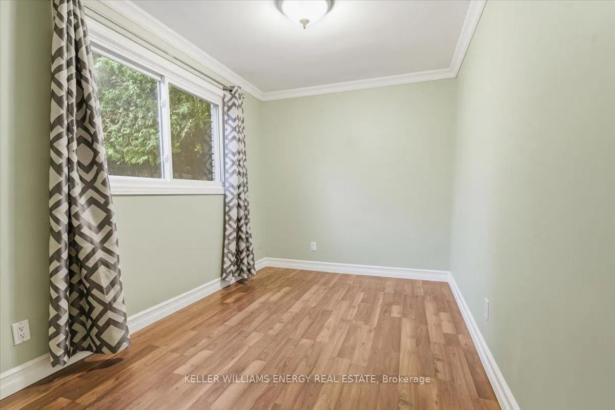 Photo 13 of 317 Central Park Boulevard N, Oshawa, O'Neill — HOMEH