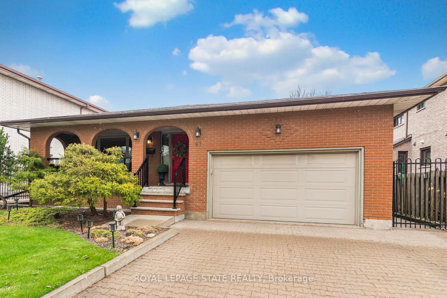 Photo 1 of 97 Albion Falls Boulevard, Hamilton, Albion Falls — HOMEH