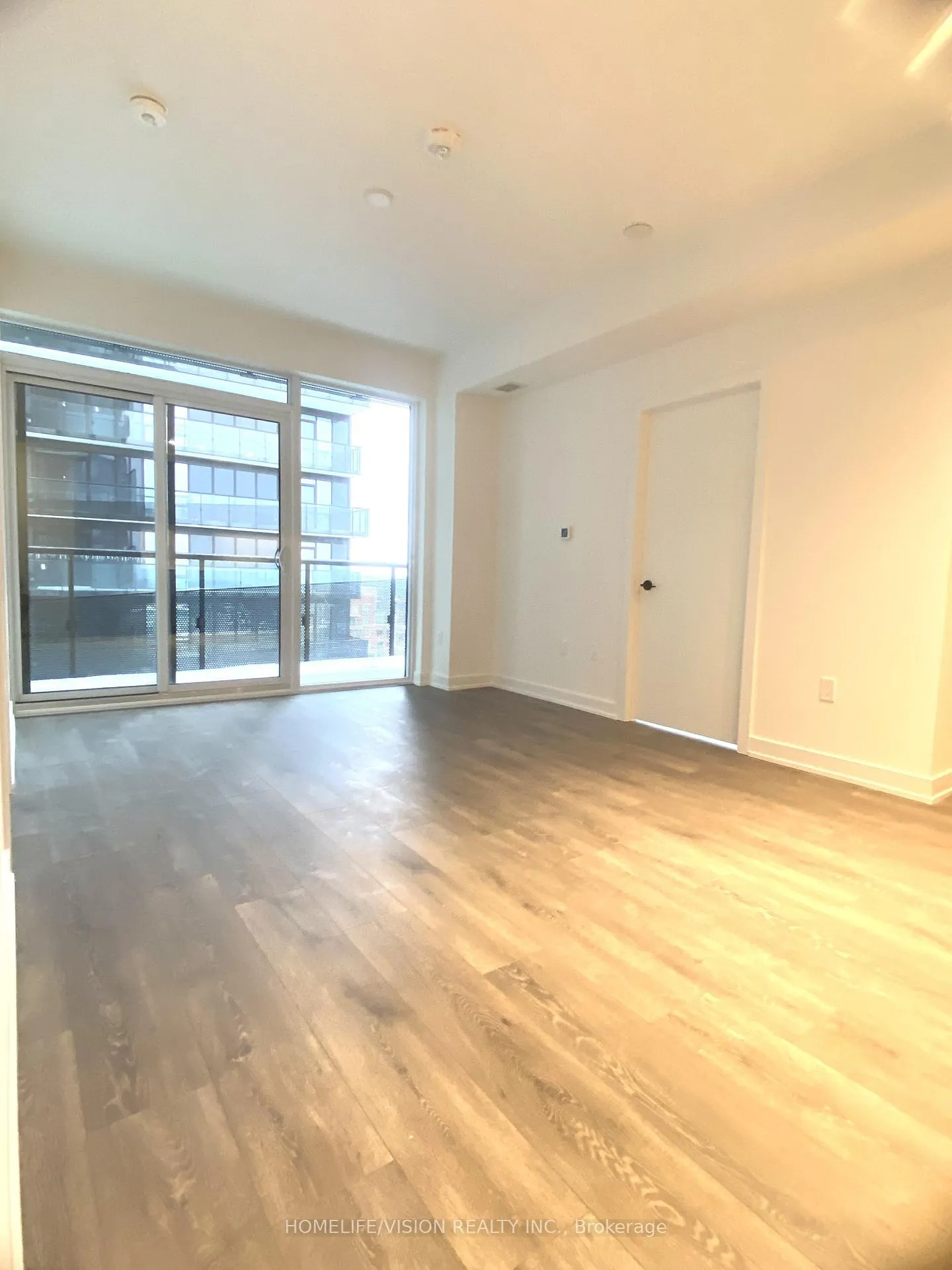 Photo 9 of Unit 2009, 127 Broadway Avenue, Toronto, Mount Pleasant East — HOMEH