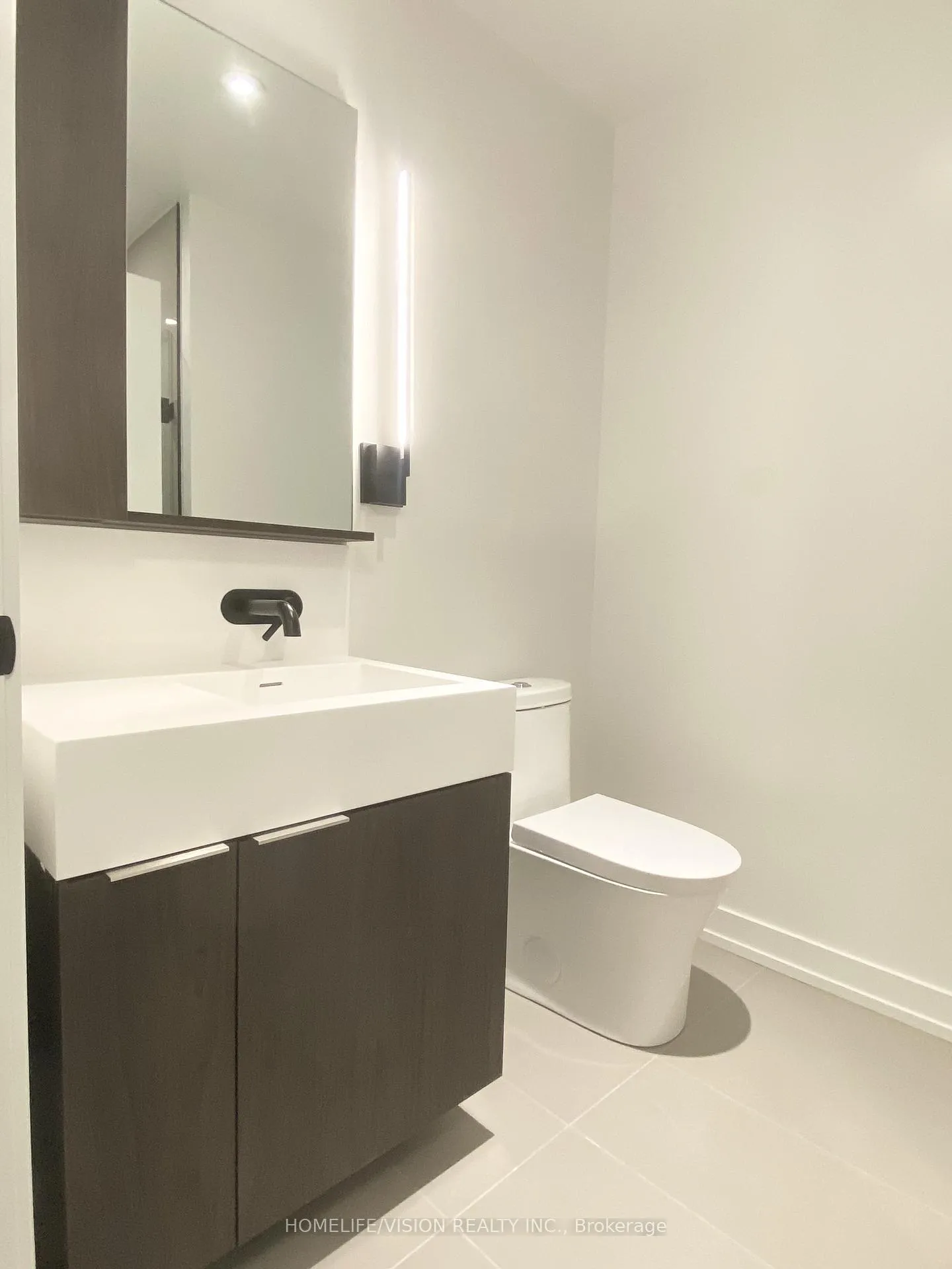 Photo 17 of Unit 2009, 127 Broadway Avenue, Toronto, Mount Pleasant East — HOMEH