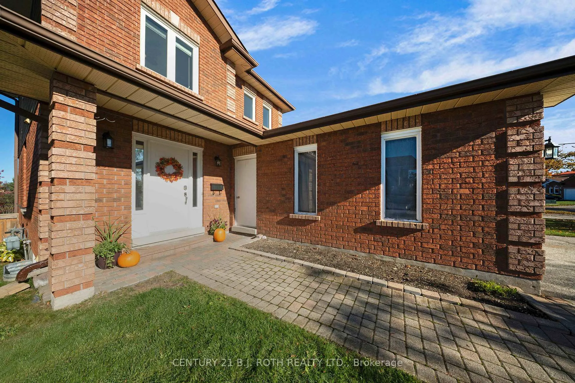 Photo 4 of 76 Arthur Avenue, Barrie, Grove East — HOMEH