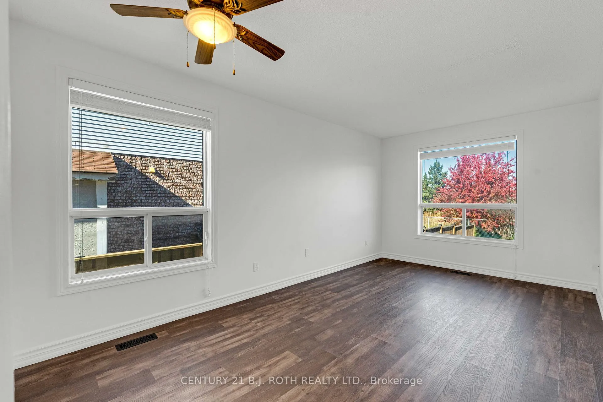 Photo 7 of 76 Arthur Avenue, Barrie, Grove East — HOMEH