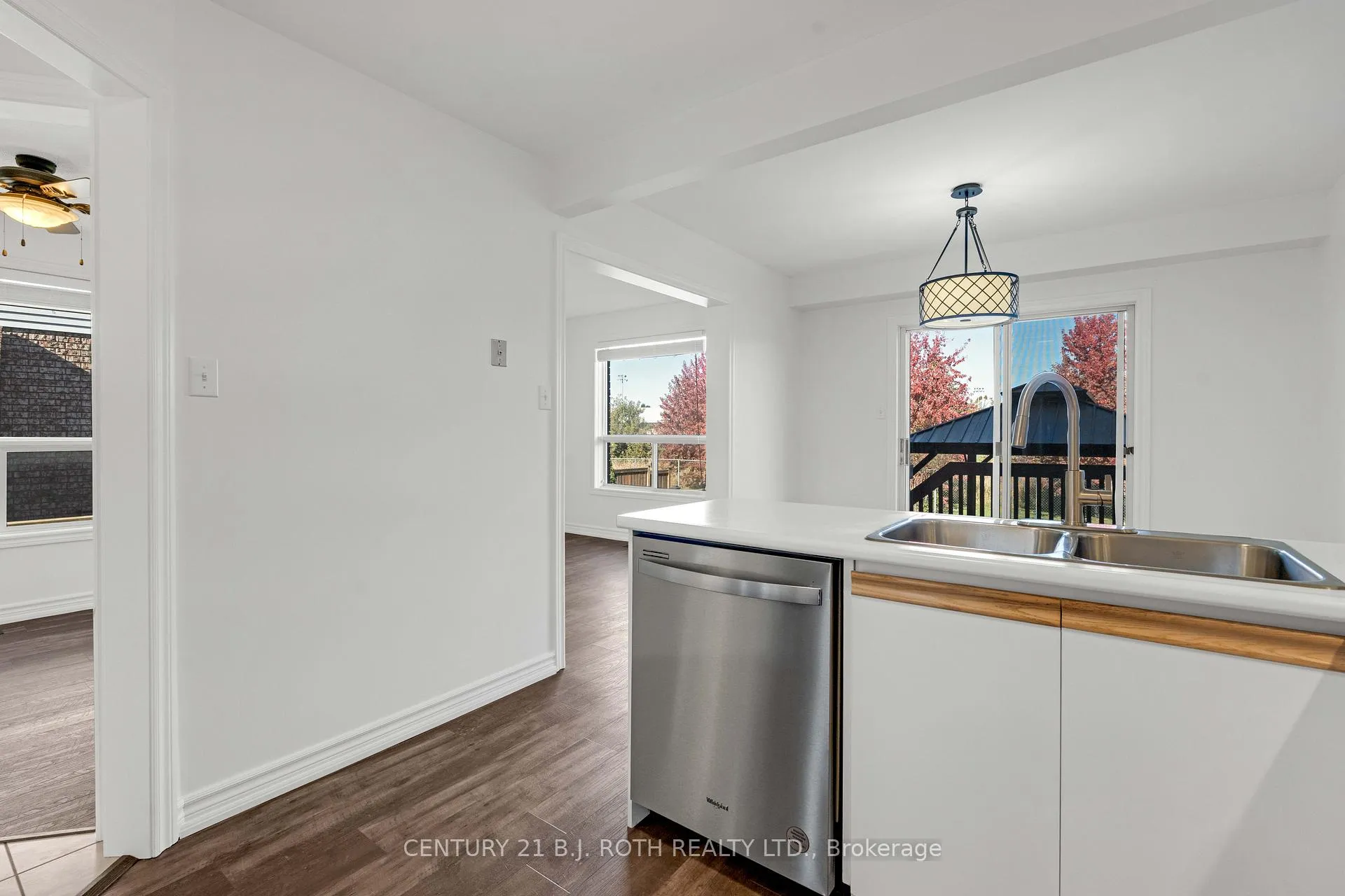 Photo 13 of 76 Arthur Avenue, Barrie, Grove East — HOMEH