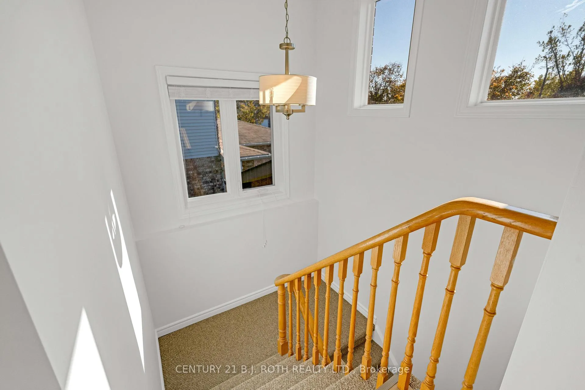 Photo 18 of 76 Arthur Avenue, Barrie, Grove East — HOMEH