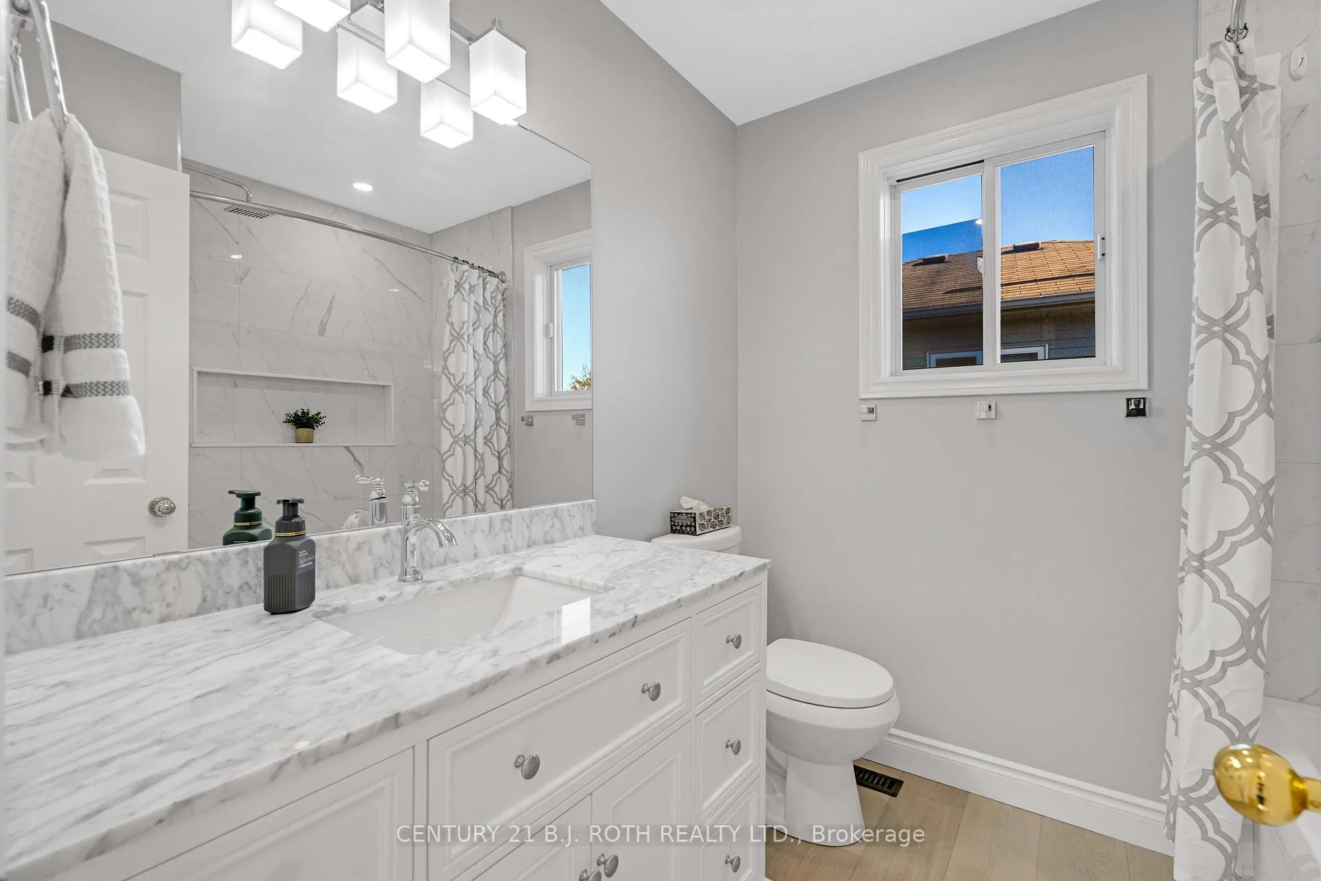 Photo 27 of 76 Arthur Avenue, Barrie, Grove East — HOMEH