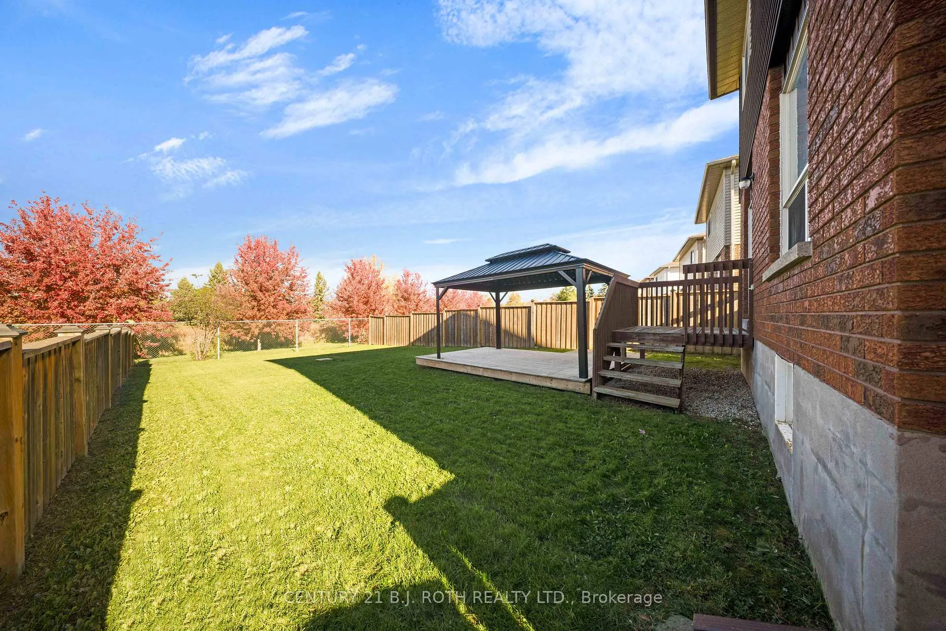 Photo 34 of 76 Arthur Avenue, Barrie, Grove East — HOMEH