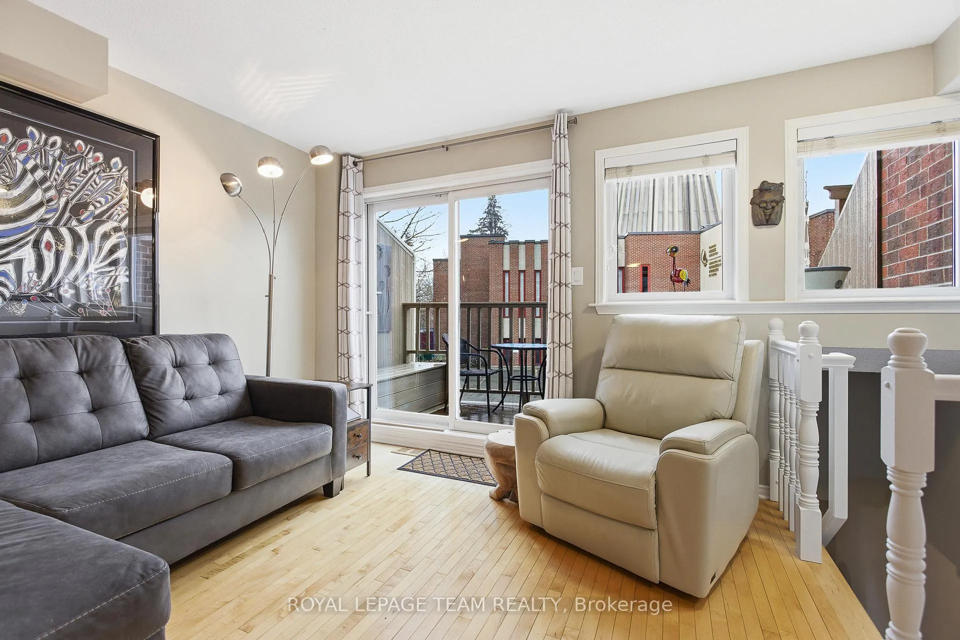 Photo 5 of 10 Cornerstone Private, Ottawa, Ottawa Centre/Golden Triangle — HOMEH
