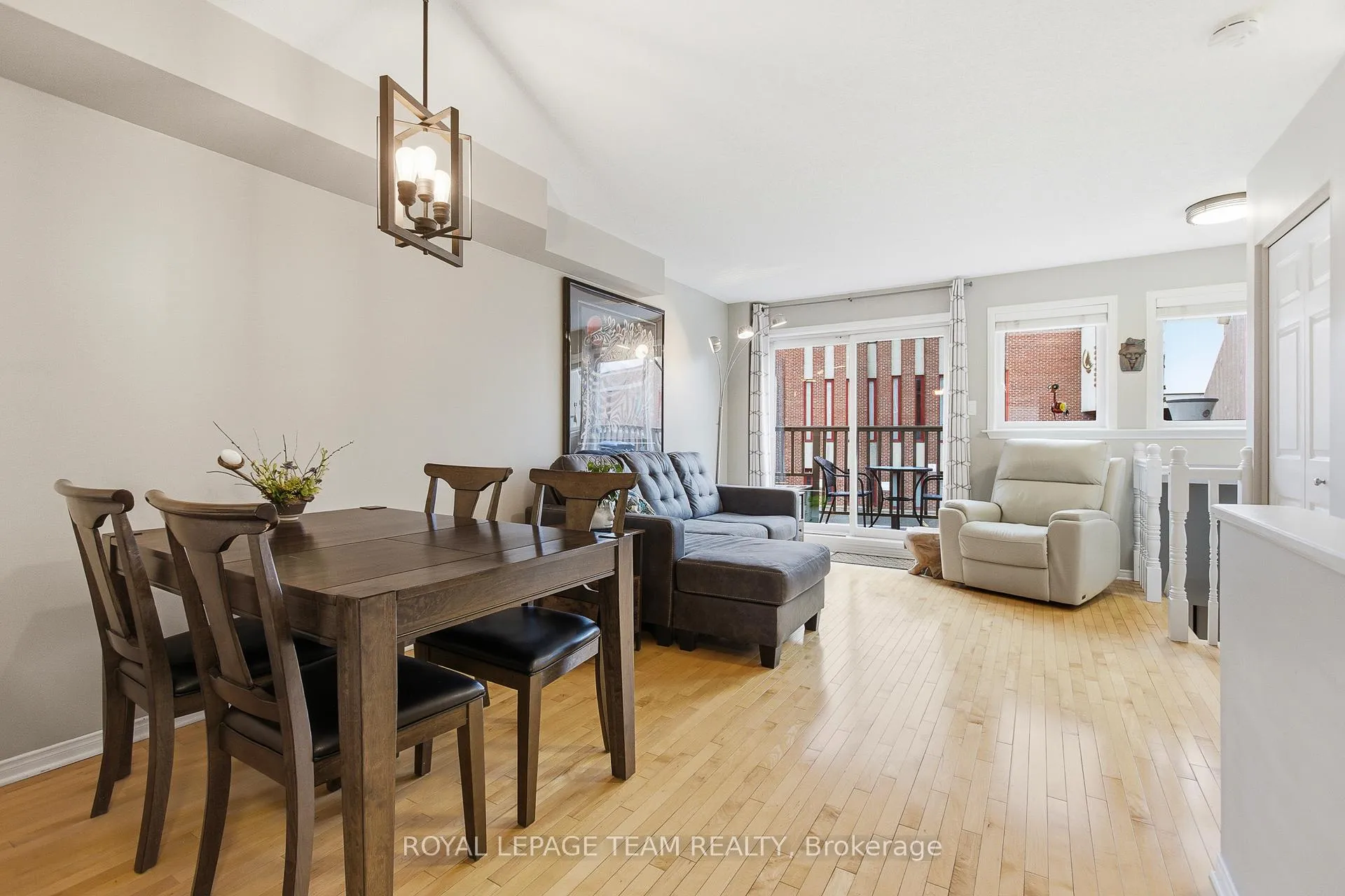 Photo 8 of 10 Cornerstone Private, Ottawa, Ottawa Centre/Golden Triangle — HOMEH