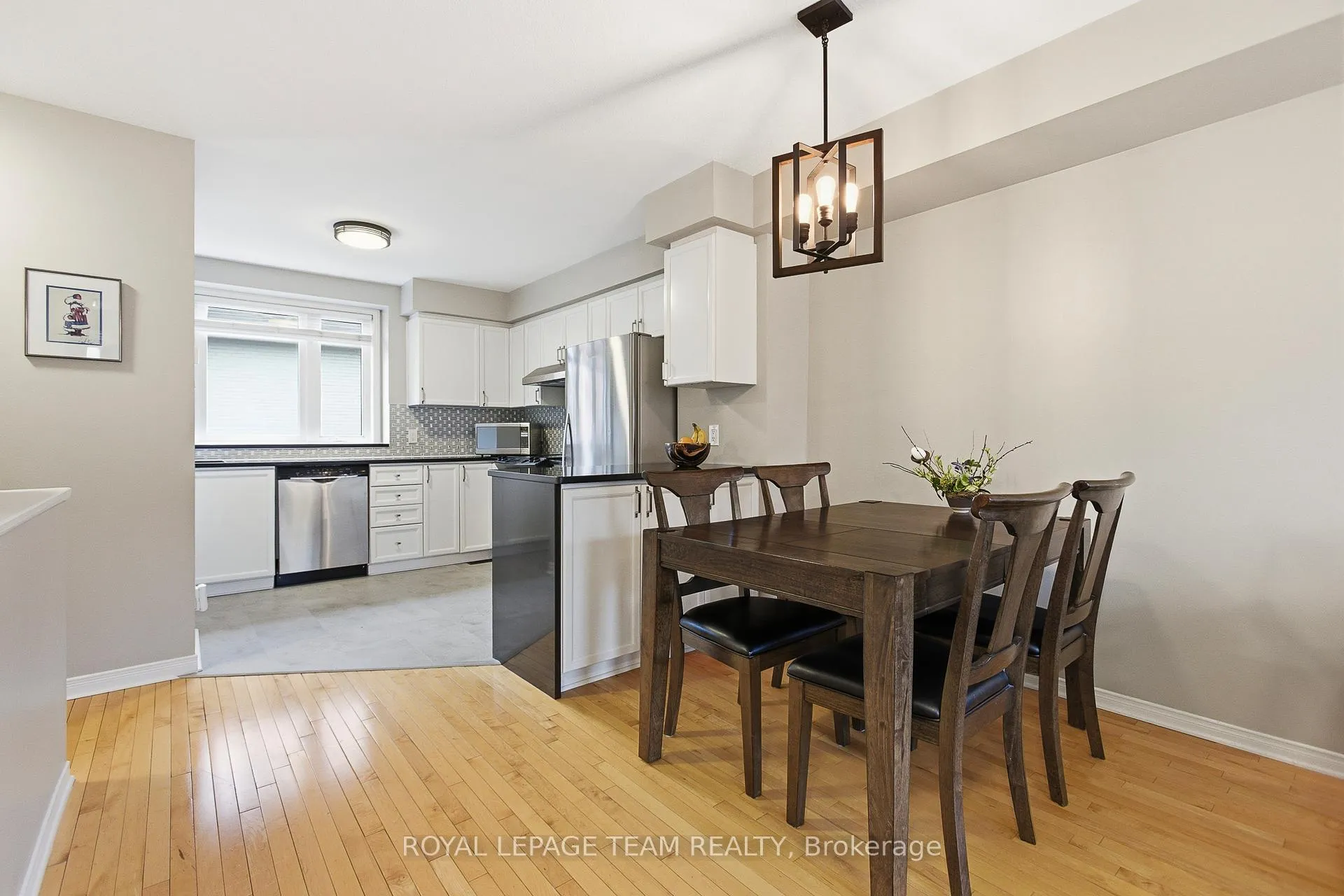 Photo 9 of 10 Cornerstone Private, Ottawa, Ottawa Centre/Golden Triangle — HOMEH