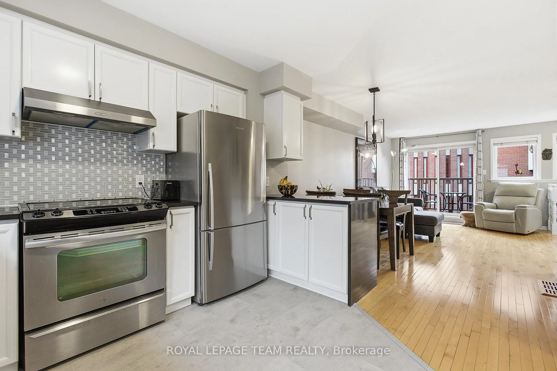 Photo 13 of 10 Cornerstone Private, Ottawa, Ottawa Centre/Golden Triangle — HOMEH