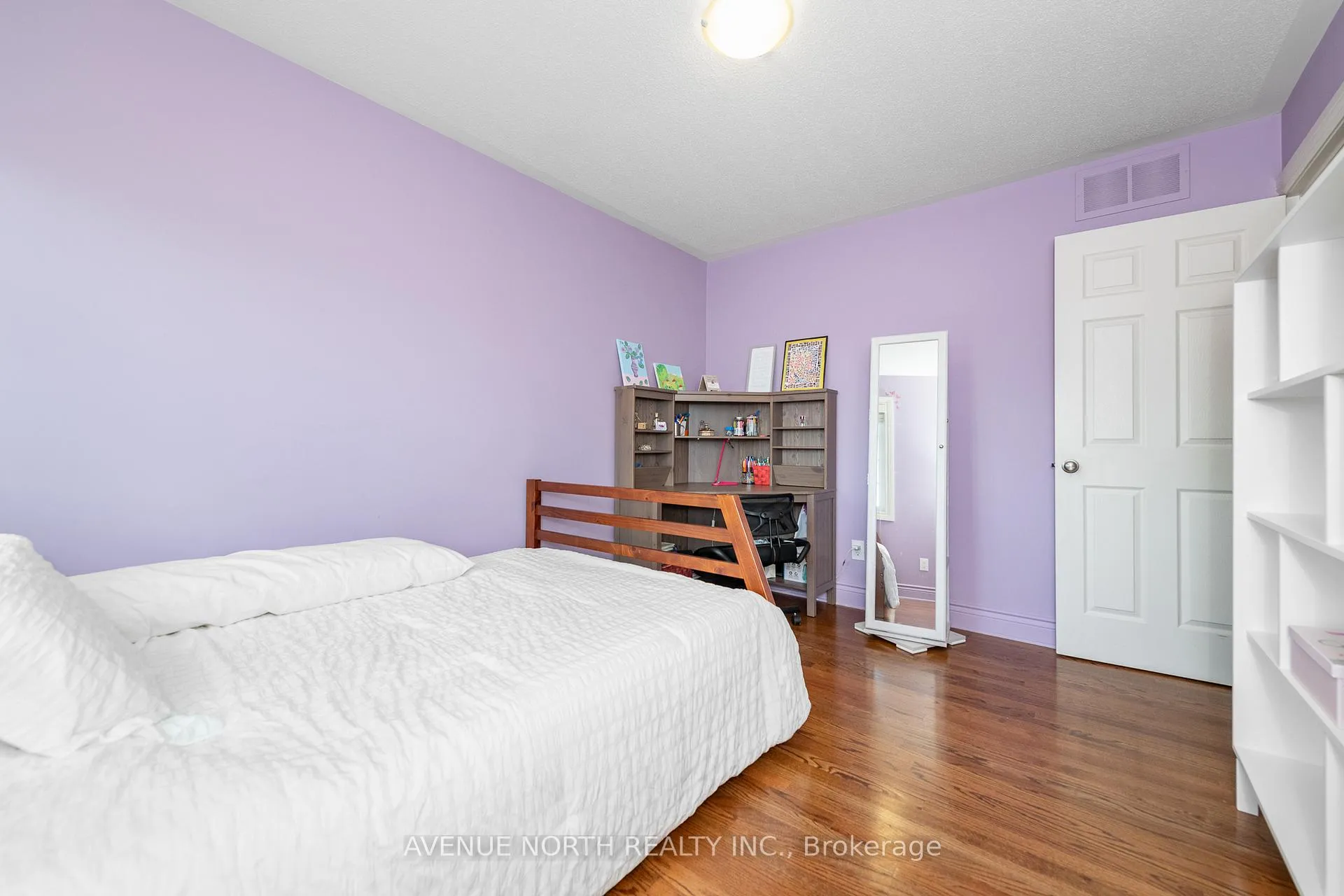 Photo 34 of 184 Felicity Crescent, Ottawa, Mer Bleue/Bradley Estates/Anderson Park — HOMEH