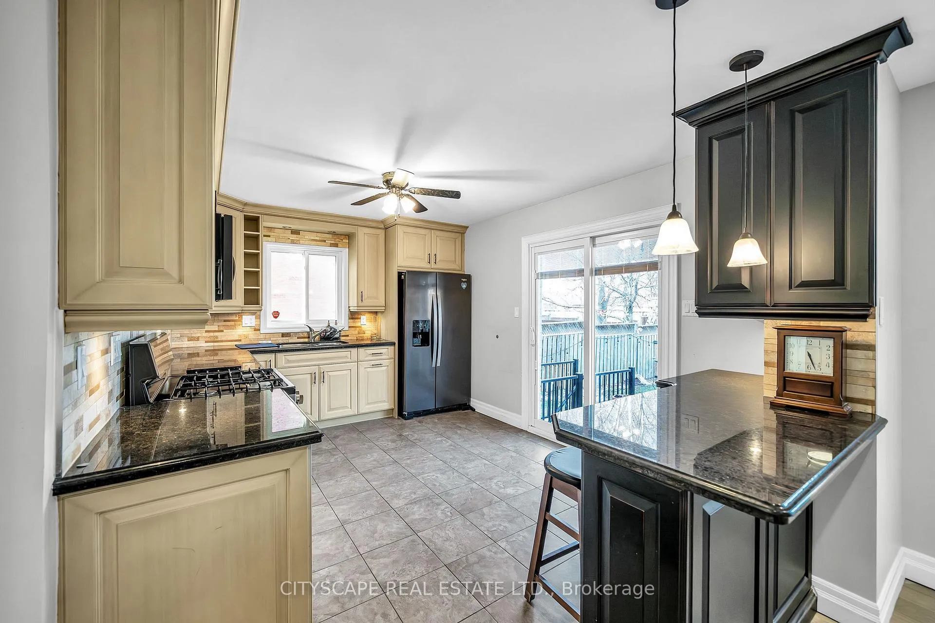 Photo 6 of Main - 1605 Deerbrook Drive, Pickering, Liverpool — HOMEH